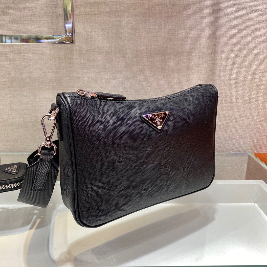 PRA Messenger Bag