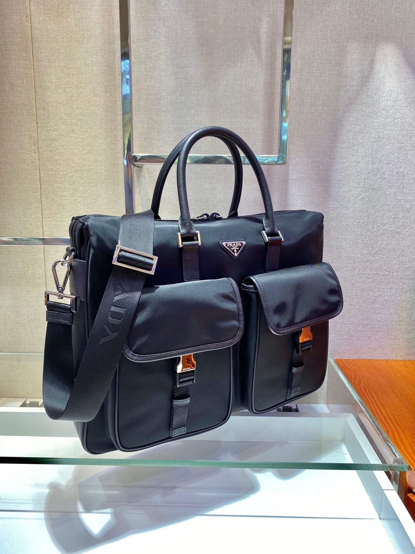 PRA Briefcases