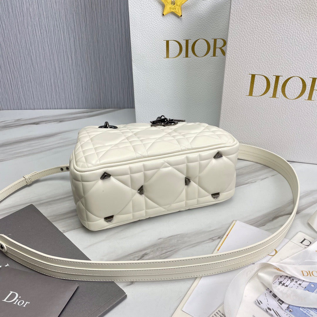 DIO Handbag