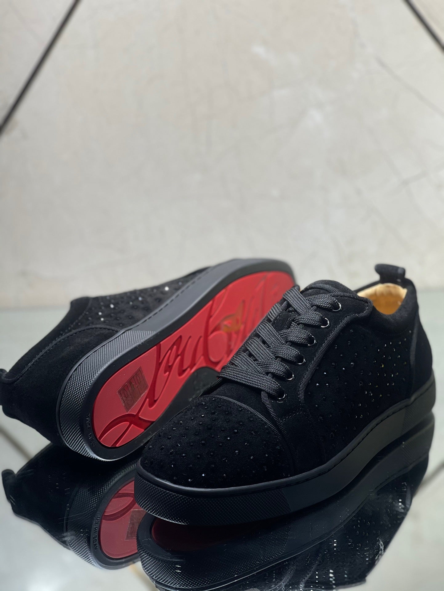 Sneakers & Shoes