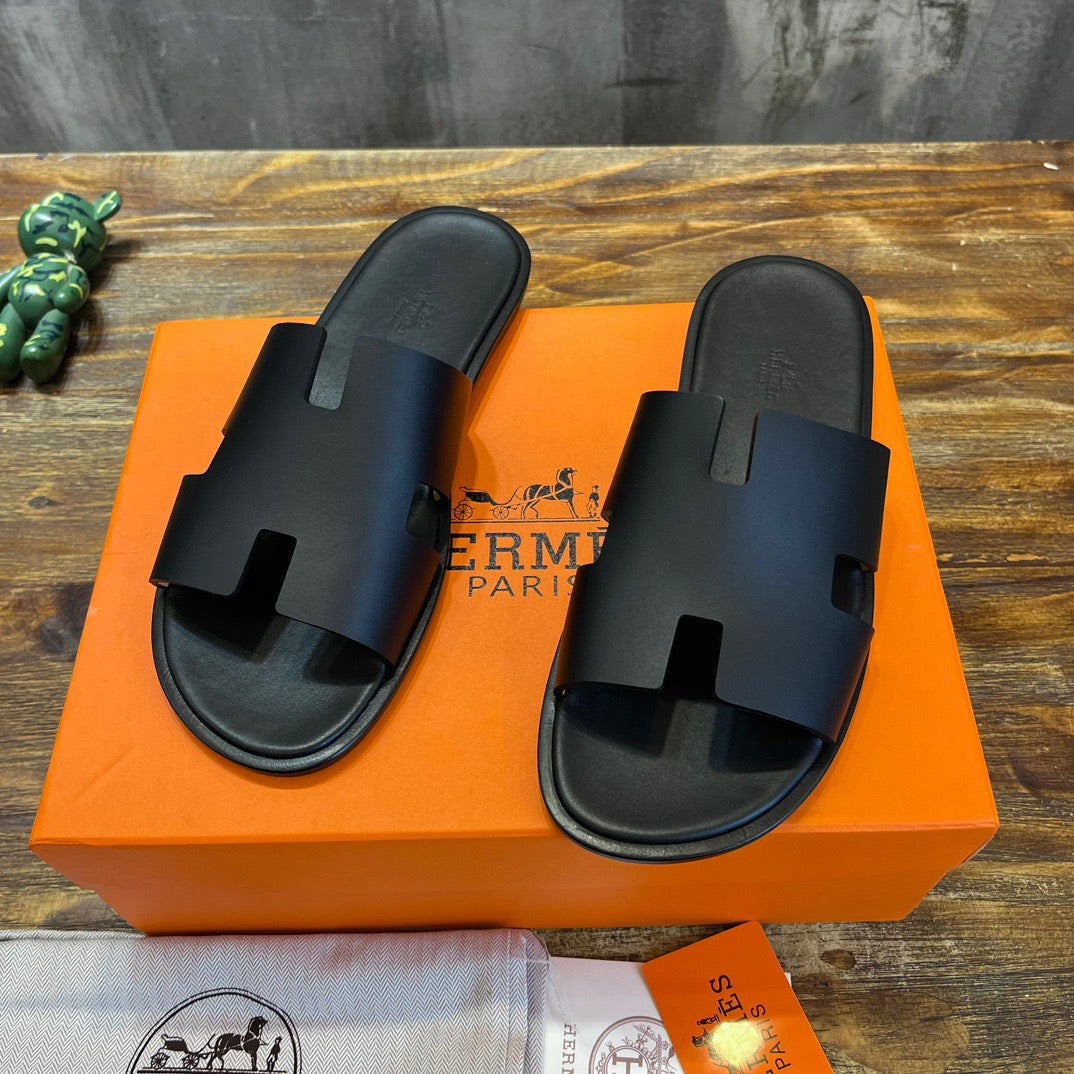 HERM Sandal