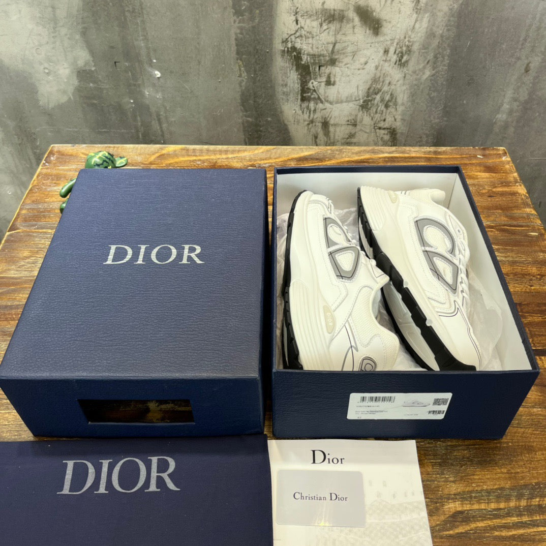 DIO Sneakers