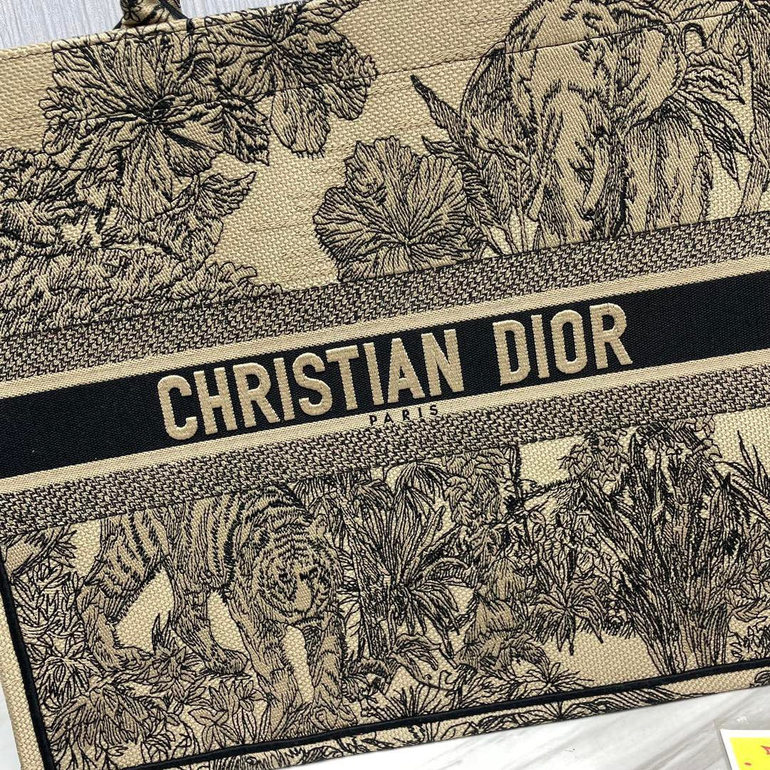 DIO BookTote
