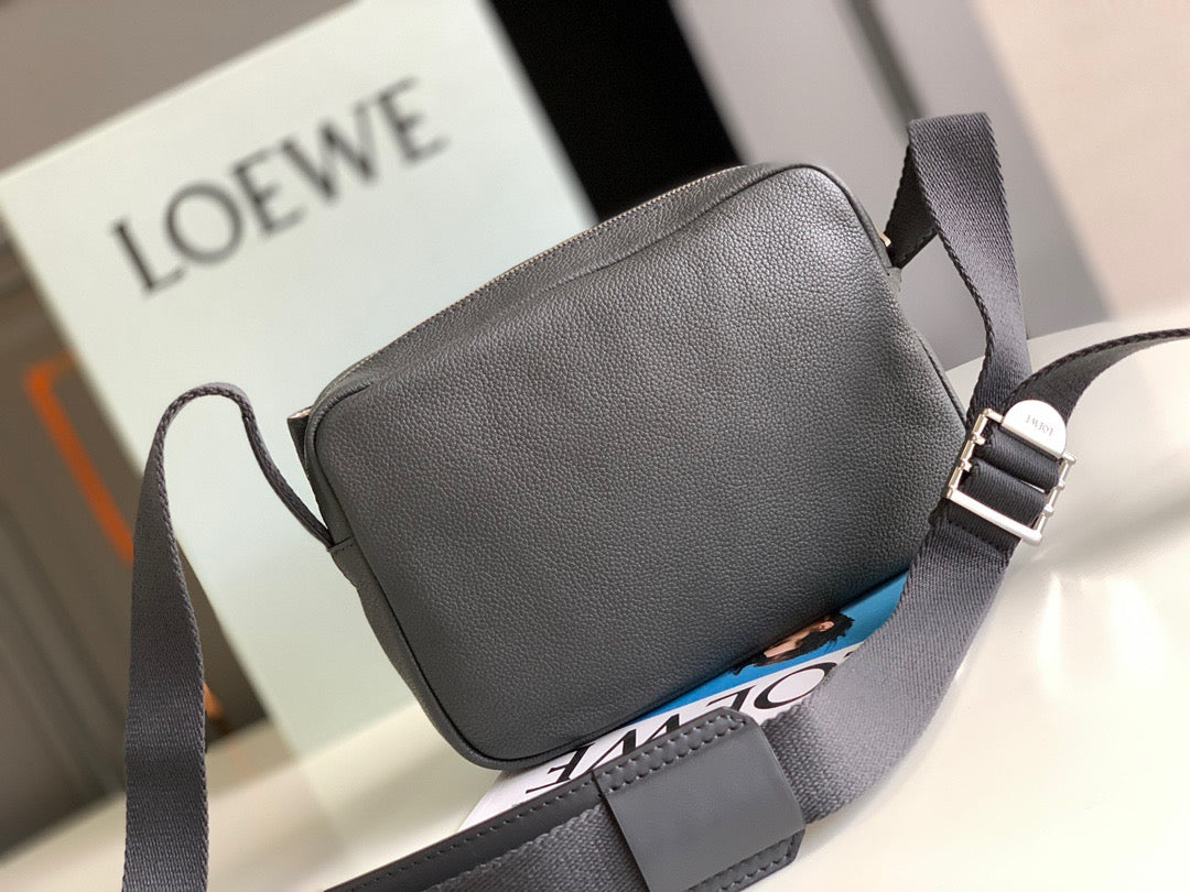 LO Messenger Bag