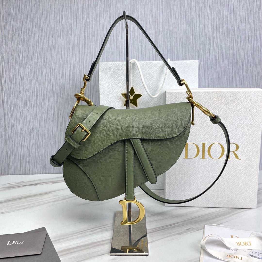 DIO Saddle