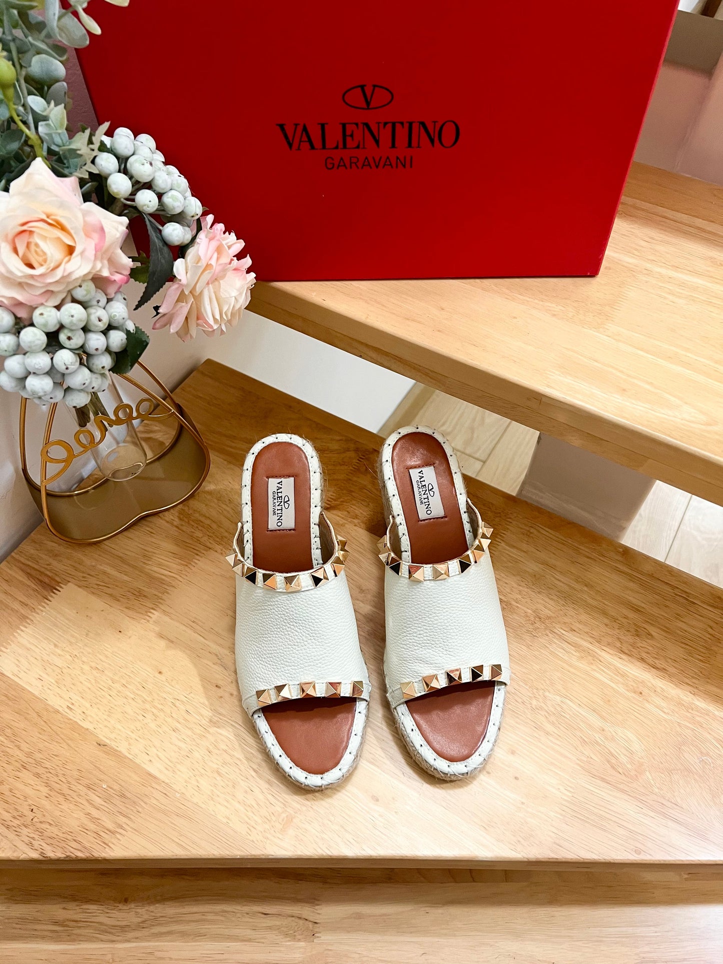 LACE-UP WEDGE SANDALS IN WHITE CALFSKIN WITH STUDS