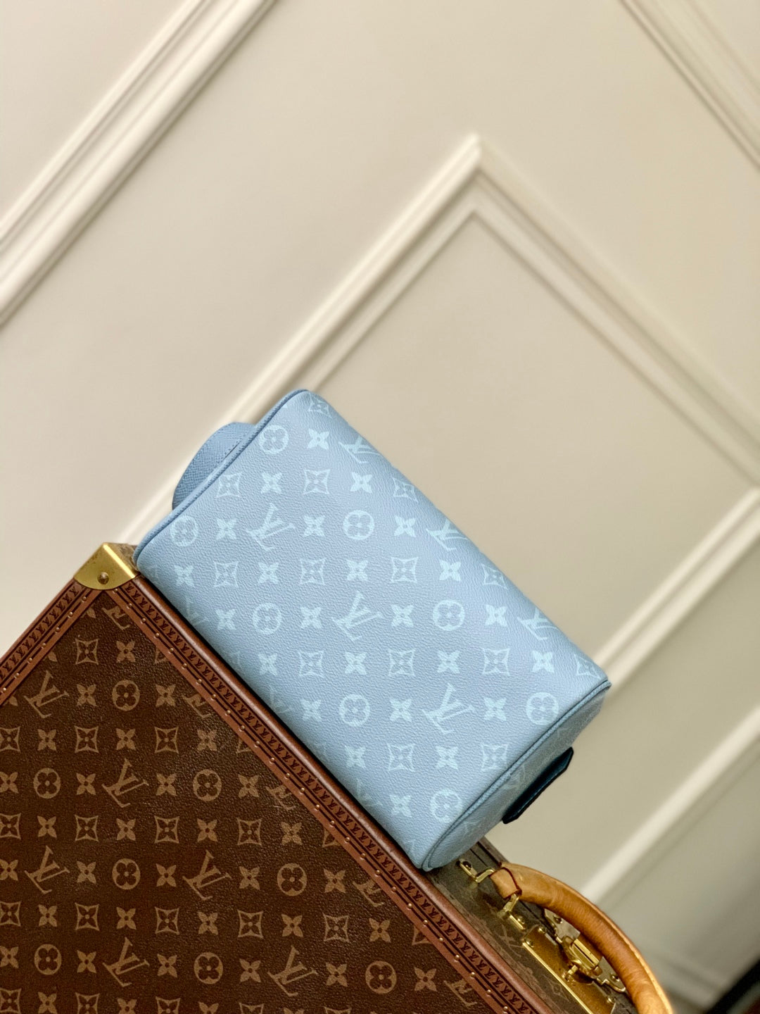 DOPP KIT 28 IN BLUE MONOGRAM COATED CANVAS