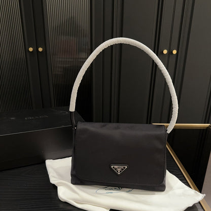 TRIANGLE LOGO SHOULDER BAG 26 IN BLACK RE-NYLON