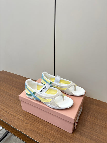 THONG SANDALS IN BEIGE SUEDE MIX YELLOW TECH FABRIC
