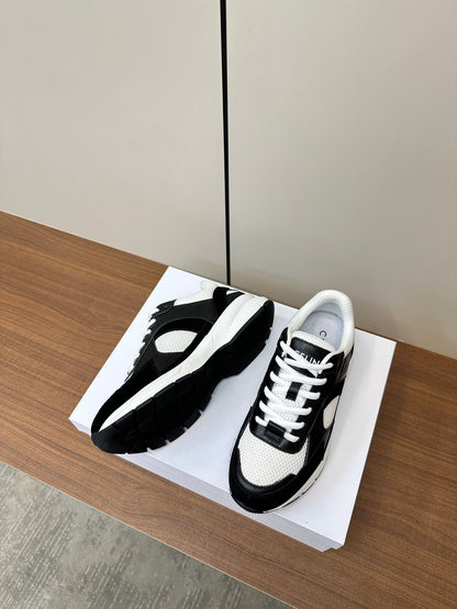 RUNNER CR-03 LOW LACE-UP IN WHITE MESH AND BLACK CALFSKIN