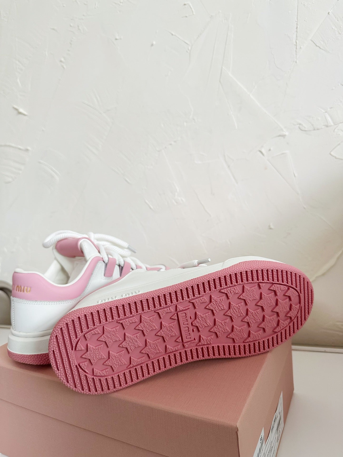 SNEAKERS SIMPLE DESIGN IN PINK MIX WHITE SHEEPSKIN