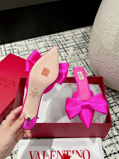 HIGH MULE IN BRIGHT PINK SILK