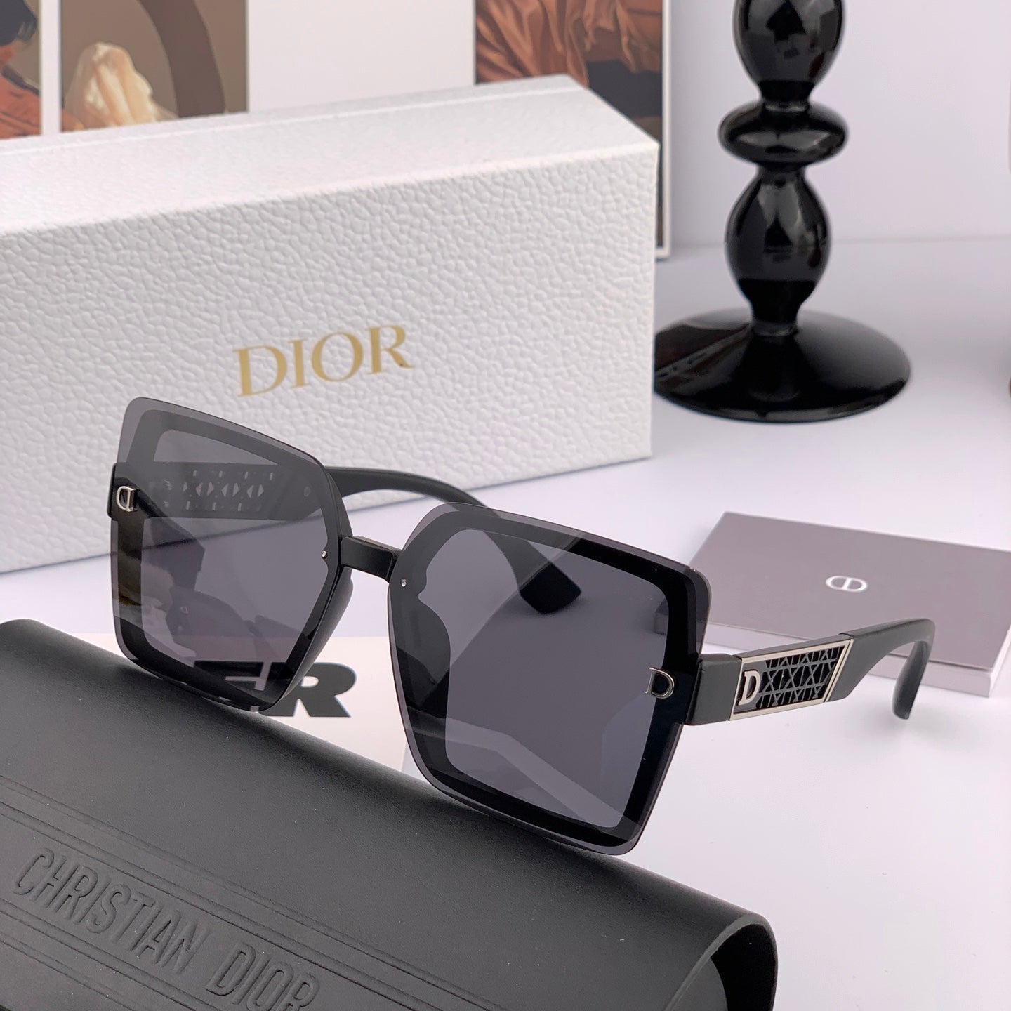 MONTAIGNE SUNGLASS CD1086 IN ACETATE