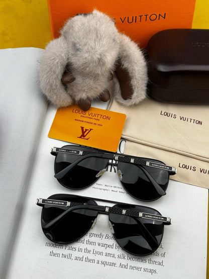 PILOT SUNGLASSES L66 IN BLACK METAL