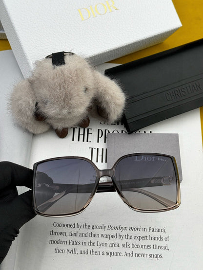 MONTAIGNE SUNGLASS CD0751 IN ACETATE