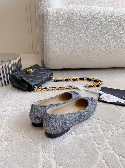 BALLET FLATS IN PIGEON BLUE DENIM