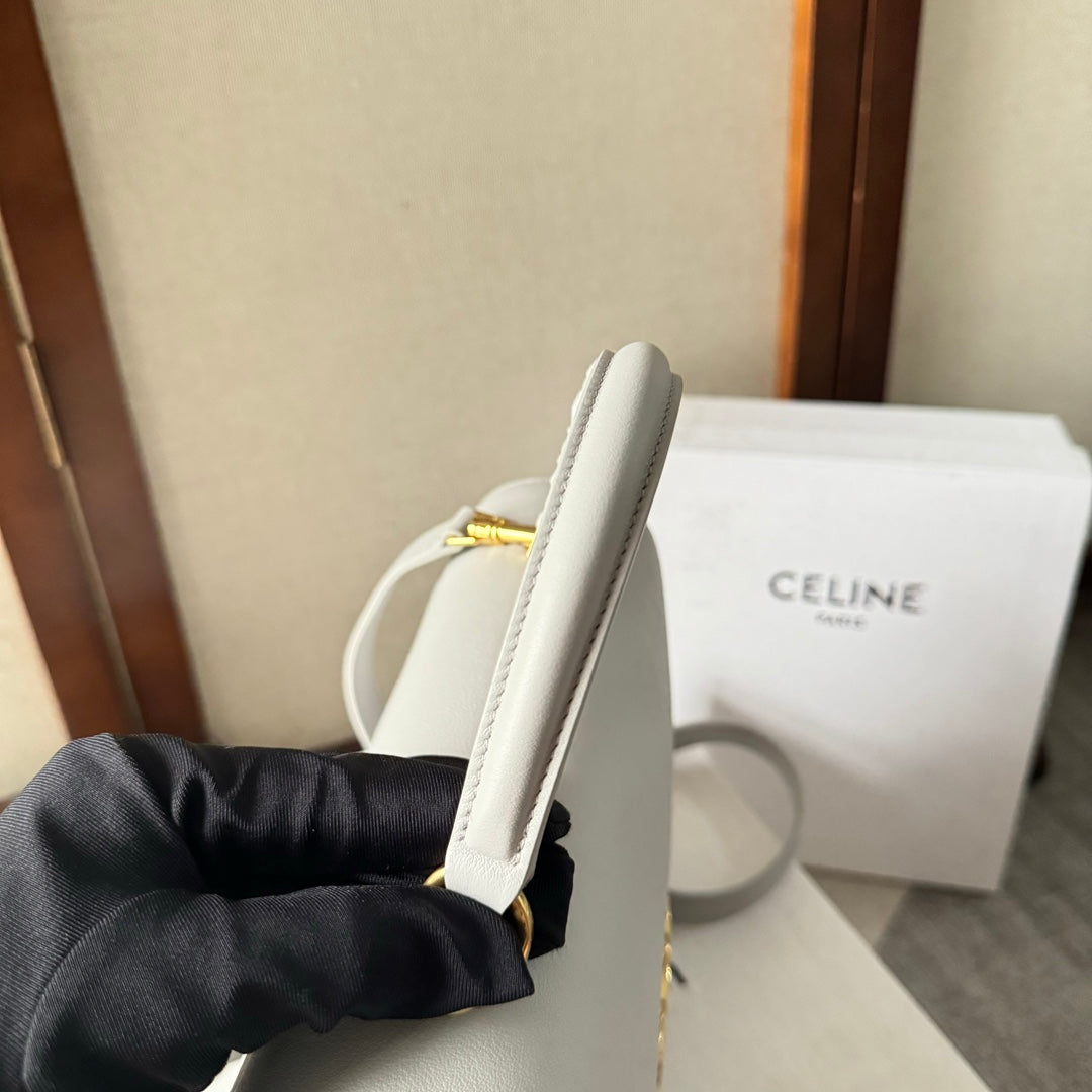MEDIUM NINO BAG 25 IN WHITE SOFT CALFSKIN GOLD HARDWARE