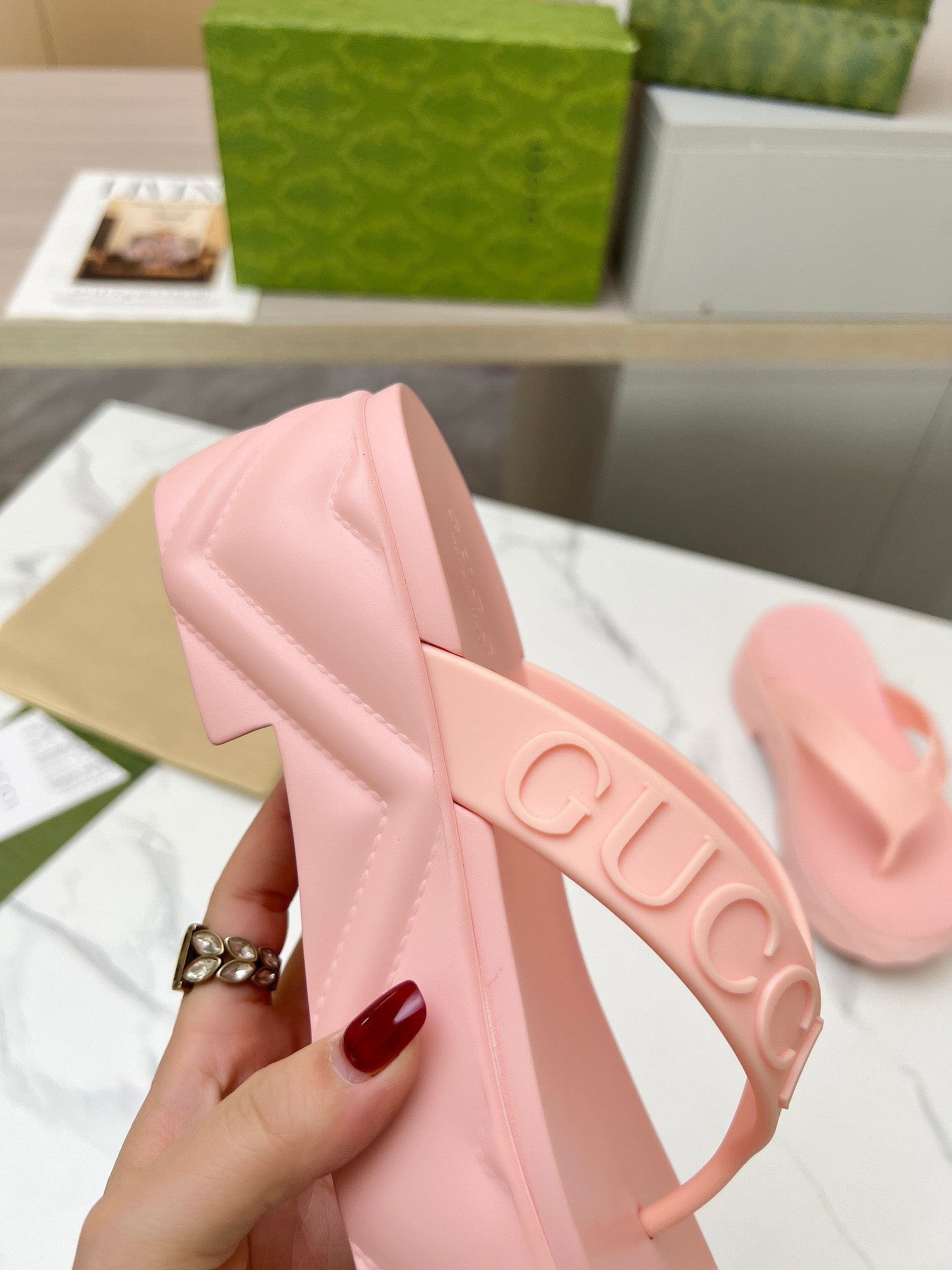 THONG PLATFORM IN LIGHT PINK IMPORTED TPU
