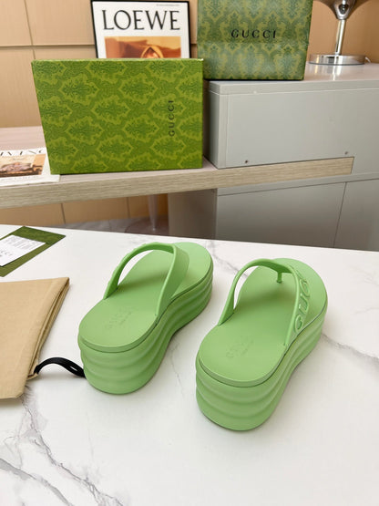 THONG PLATFORM 5 CM IN PISCHIATO GREEN IMPORTED TPU