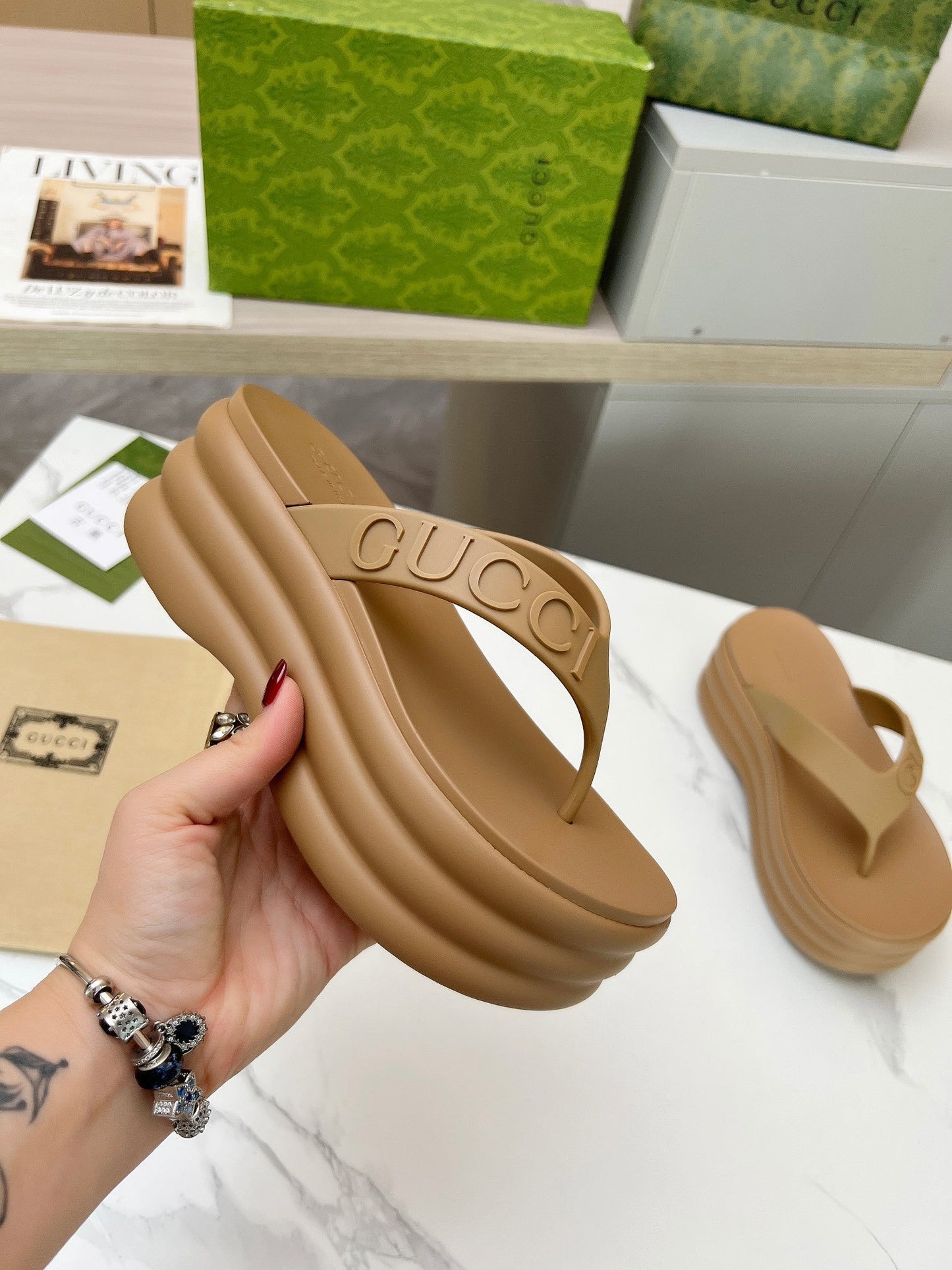 THONG PLATFORM 5 CM IN CIDER BROWN IMPORTED TPU