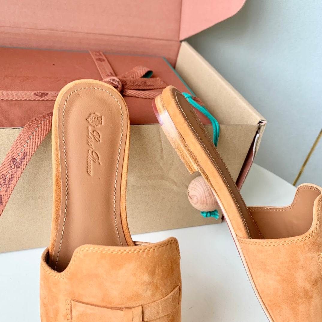 Summer Charms Sandals in Brown Suede
