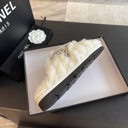 WHITE FUR CROSS STRAP SLIPPERS