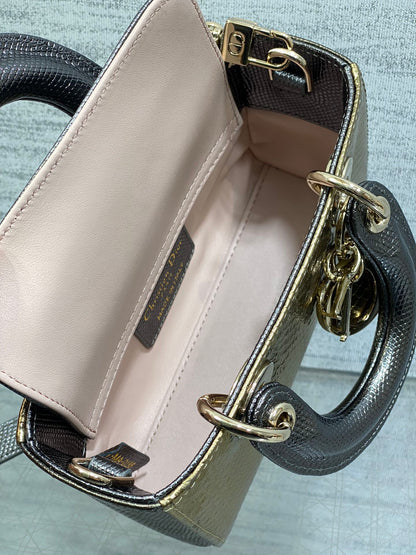 MEDIUM 16 LADY BAG IN GOLD METALLIC LAMBSKIN