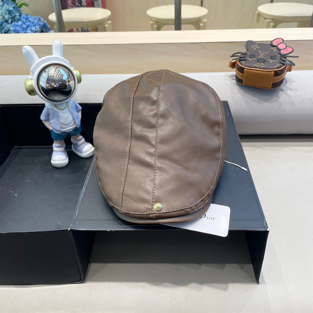 BAKER BOY HAT IN WALNUT BROWN LEATHER 436765