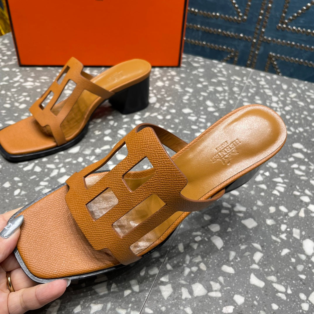 IZZY 50 MM SANDAL IN BRONZE BROWN SHEEPSKIN