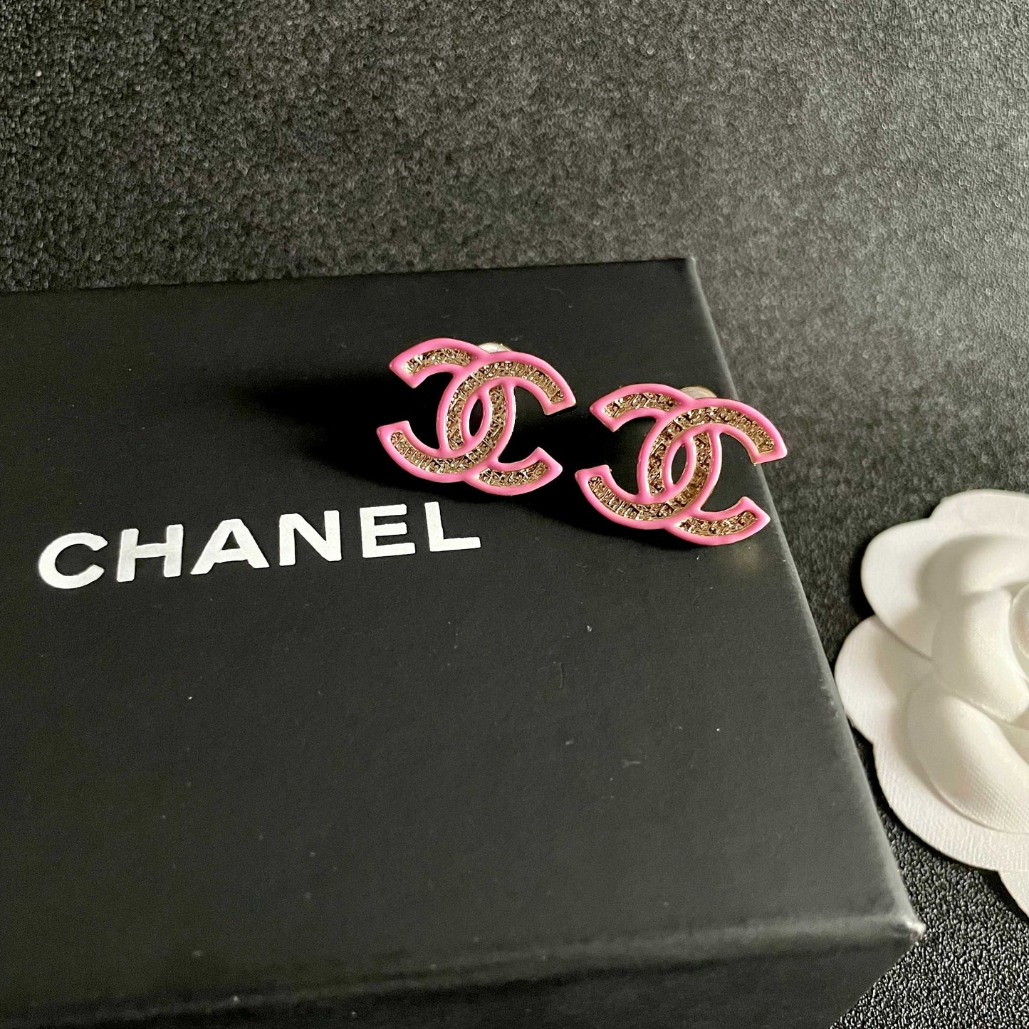 DOUBLE C STUD EARRINGS WITH PINK TRIM AND CENTER STONE