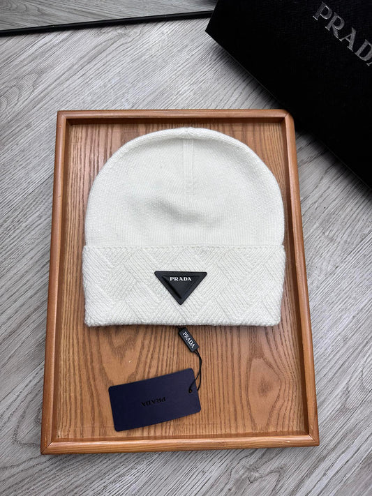 BEANIE HAT IN WHITE WOOL AND RABBIT FUR 436399