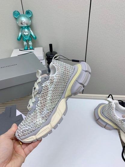 XL FISHNET SNEAKER IN GRAY AND BEIGE MESH, POLYURETHANE, POLYESTER WITH RHINESTONES