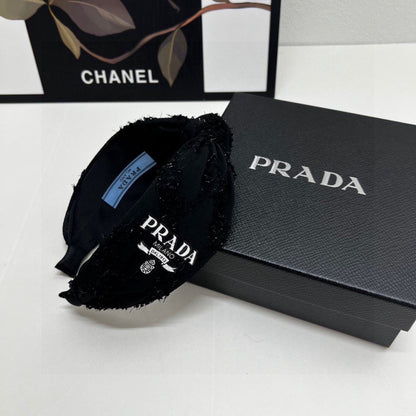 HAIRBAND IN BLACK FABRIC 381468