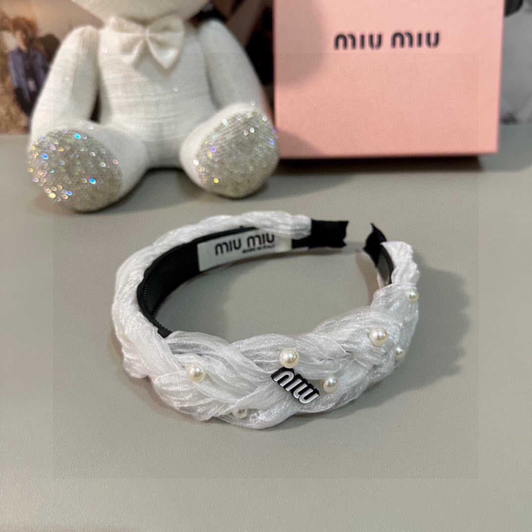 HAIR BAND IN WHITE CHIFFON PEARL-EMBELLISHED 395326
