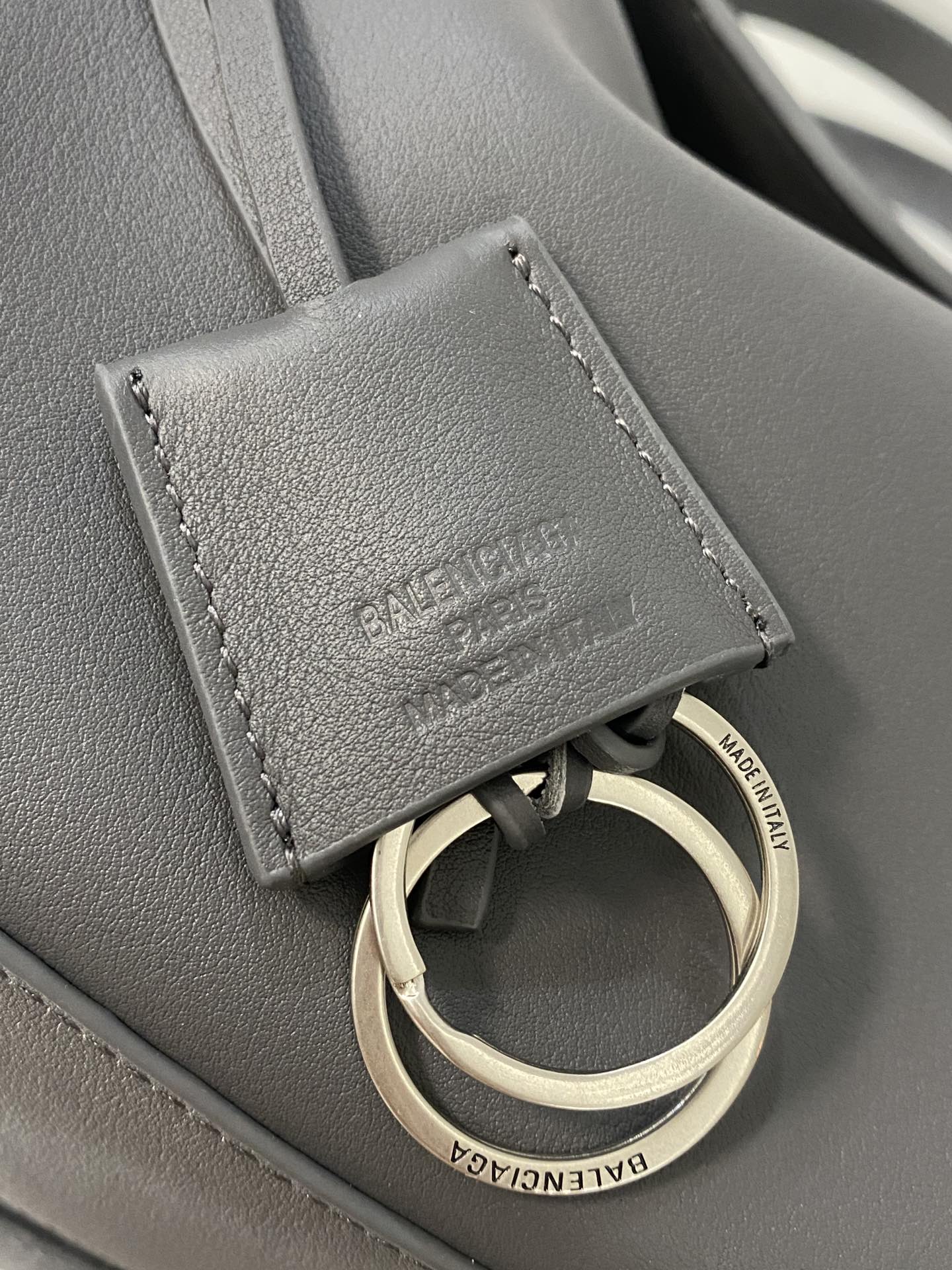 RODEO SMALL BAG 29 IN GREY SMOOTH CALFSKIN SILVER HARDWARE