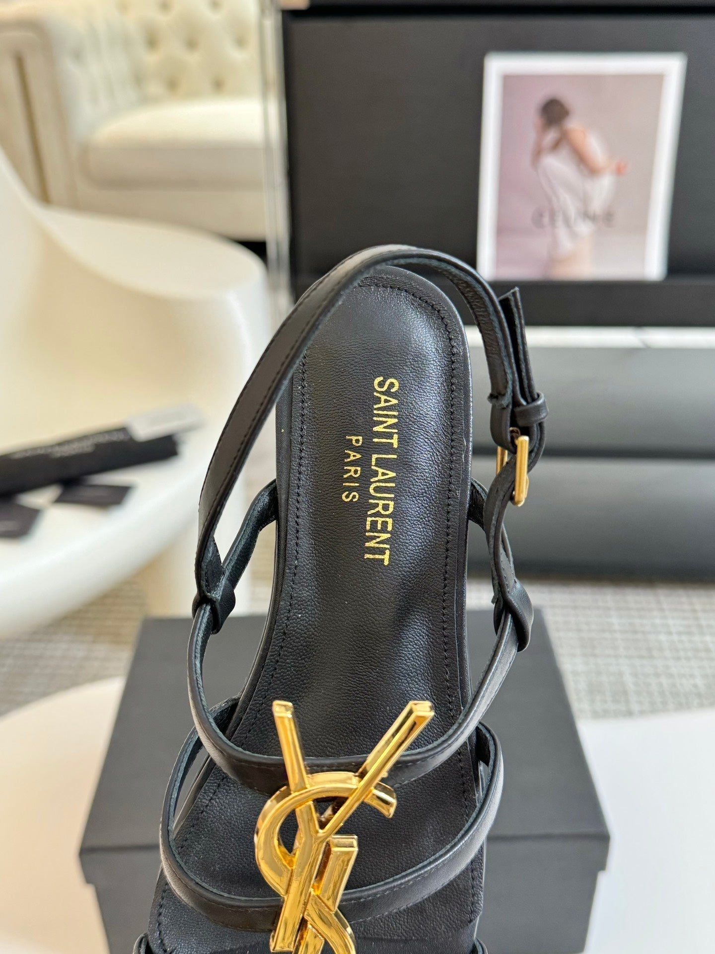 SL CASSANDRA TRIPLE SANDAL FLAT BLACK CALFSKIN