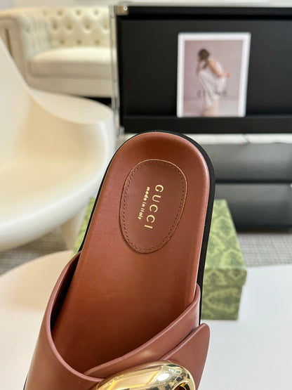 WOMEN'S SLIPPER IN BRONZE BROWN CALFSKIN WITH GOLD HARDWARE