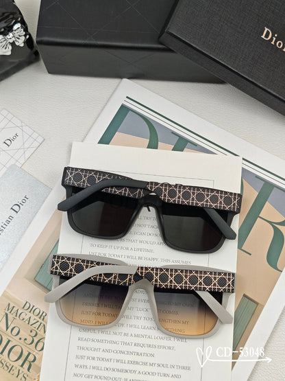 MONTAIGNE SUNGLASS 53048 IN ACETATE