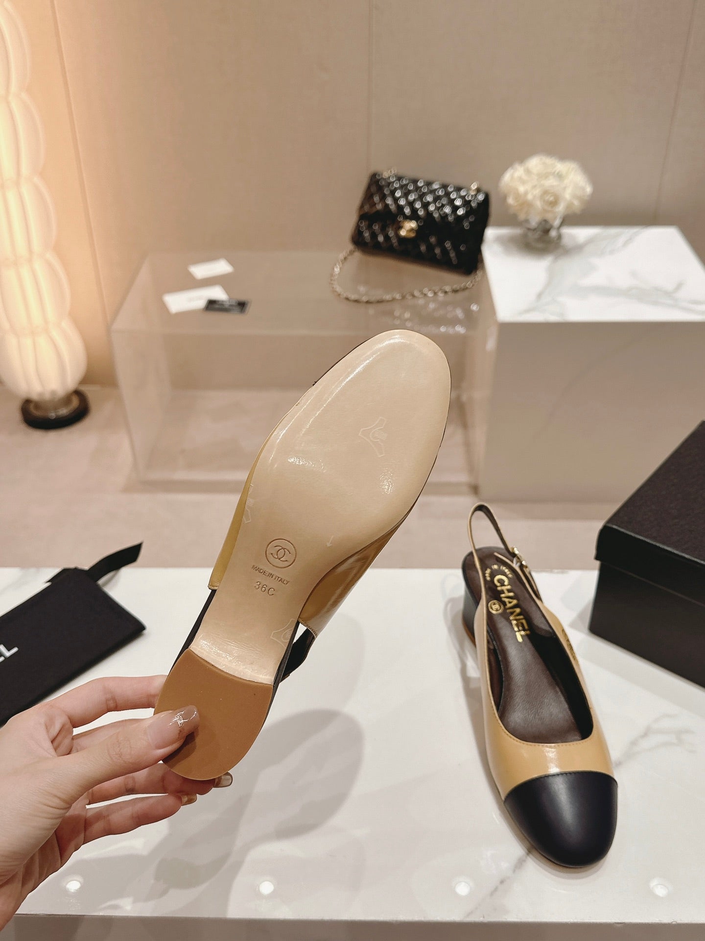 SLINGBACKS PEANUT BROWN MIX BLACK SHEEPSKIN