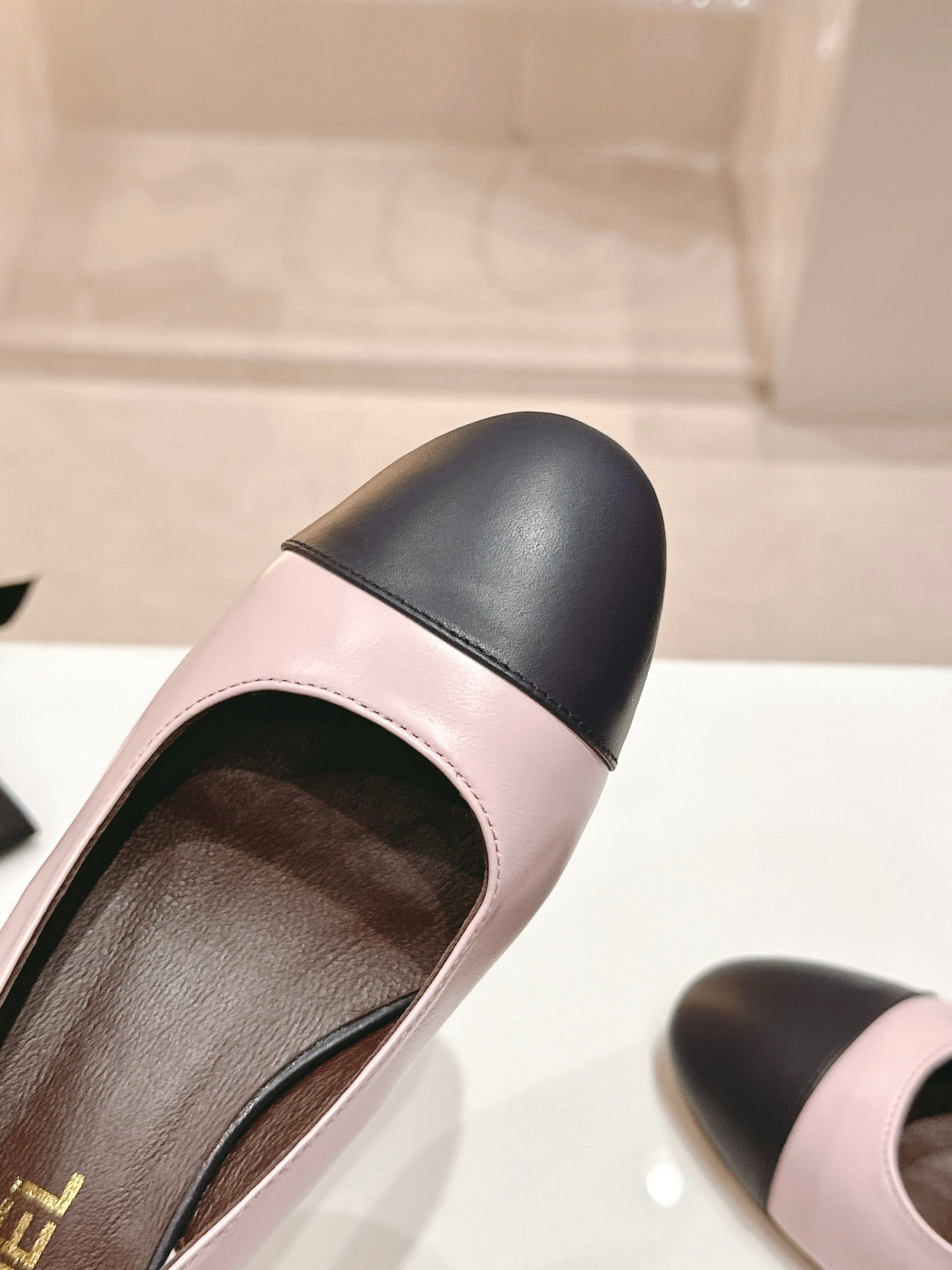 SLINGBACKS LIGHT PINK MIX BLACK SHEEPSKIN