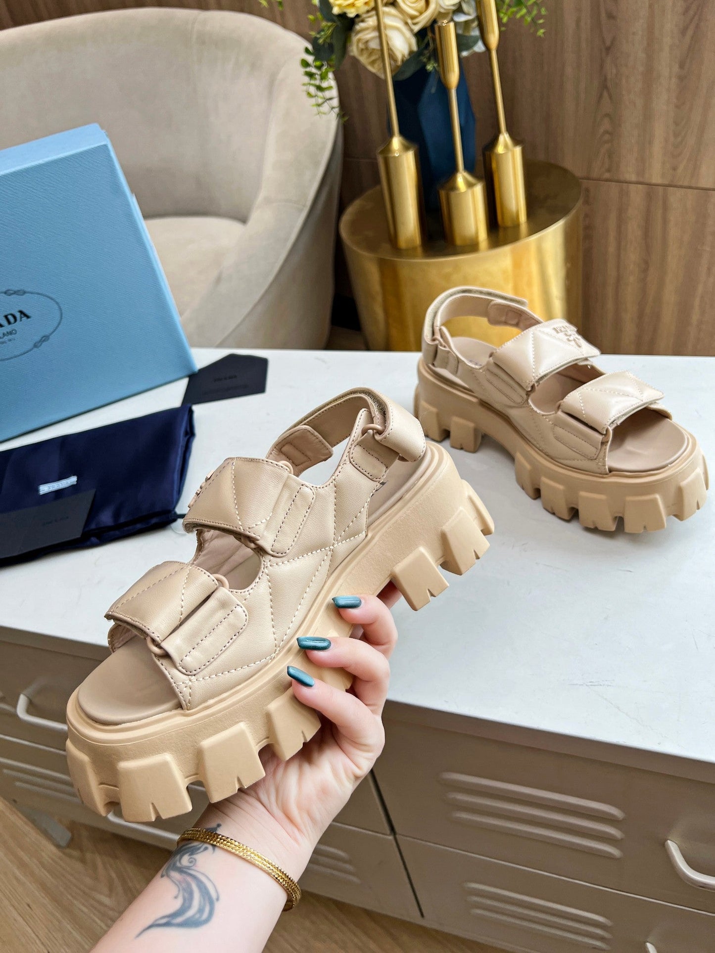 PRA MONOLITH NAPPA SANDALS BEIGE LAMBSKIN
