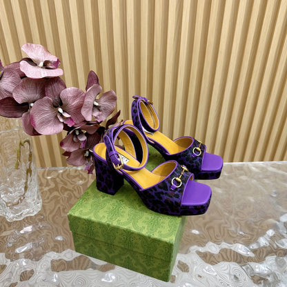 HORSEBIT HIGH-HEEL SANDAL WITH LEOPARD PRINT IN PURPLE VELVET AND CALFSKIN LINING