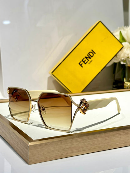 OVERSIZED FF DIAMONDS SQUARE FRAME SUNGLASSES FE40151U IN METAL