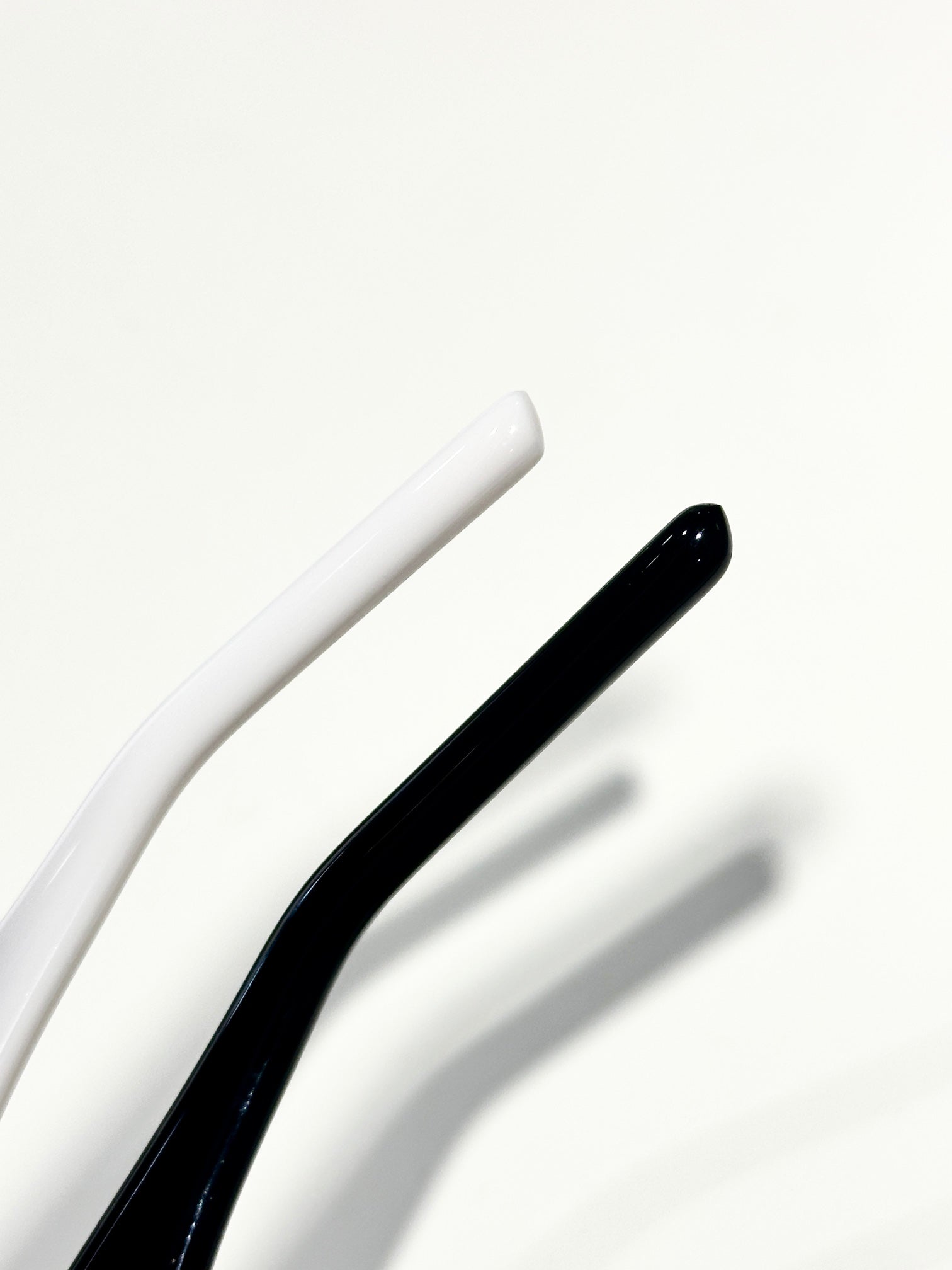 CAT EYE SUNGLASSES SMU52WS IN ACETATE