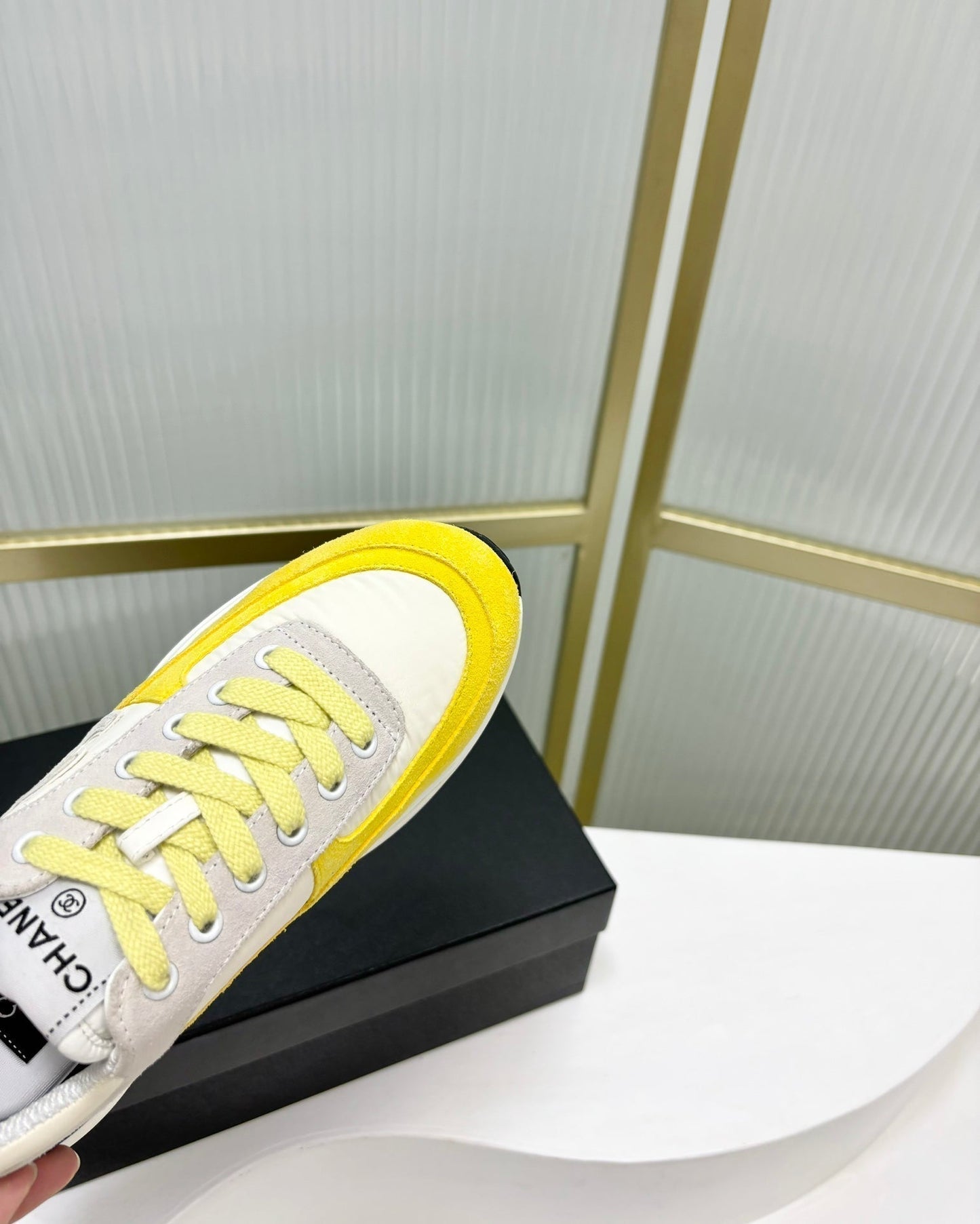 SNEAKER IN LIGHT YELLOW MIX GREY SUEDE