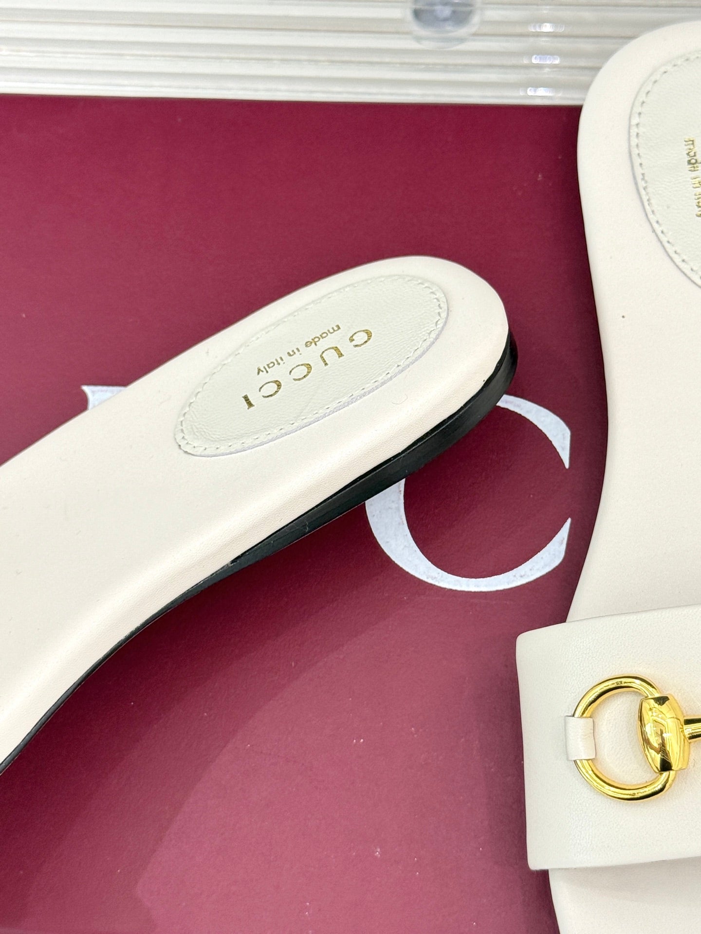 SLIDE SANDALS IN WHITE CALFSKIN WITH GOLD HARDWARE