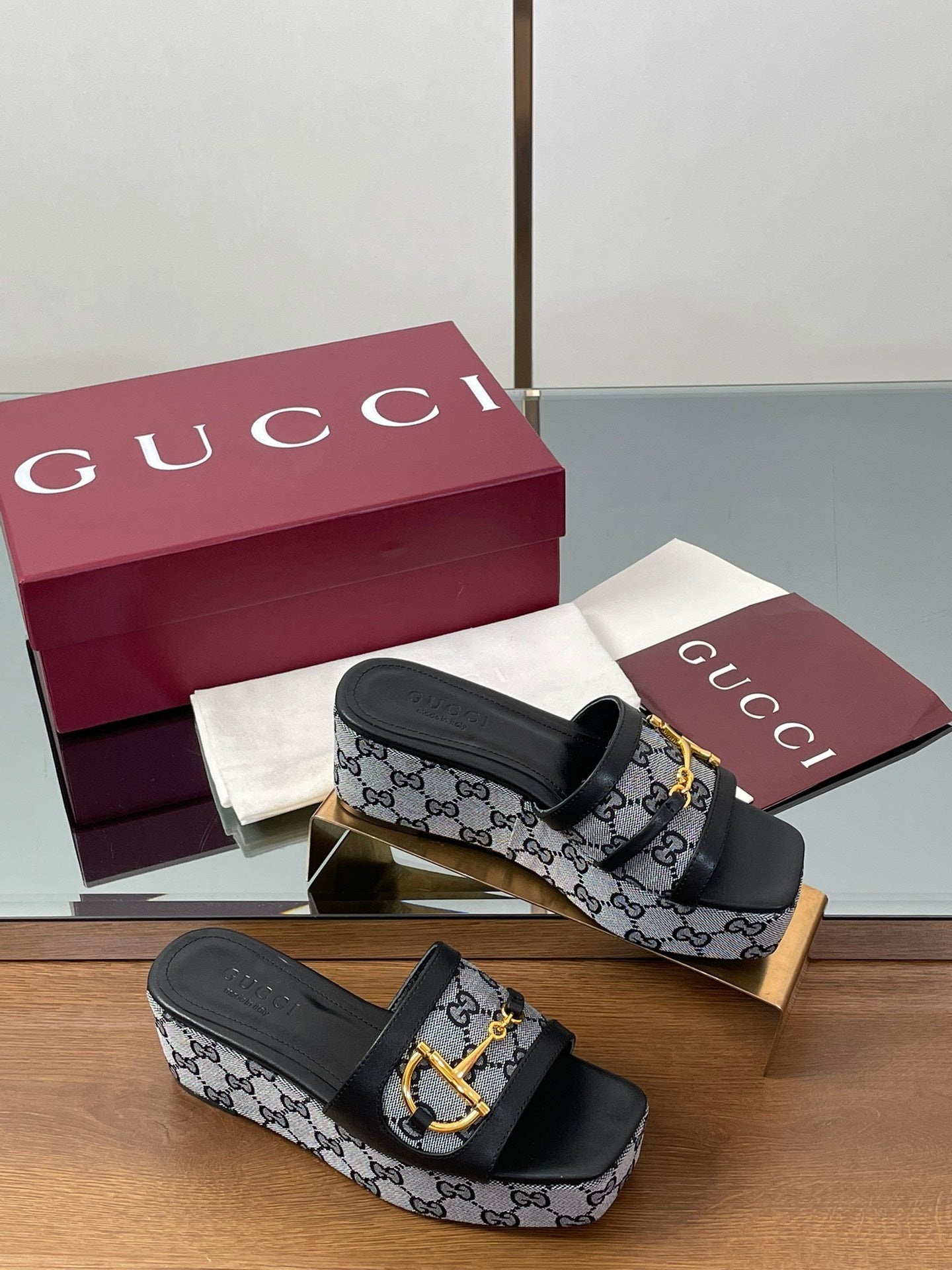 HIGH 6.3 CM WEDGE SANDALS IN BLACK CALFSKIN AND FABRIC