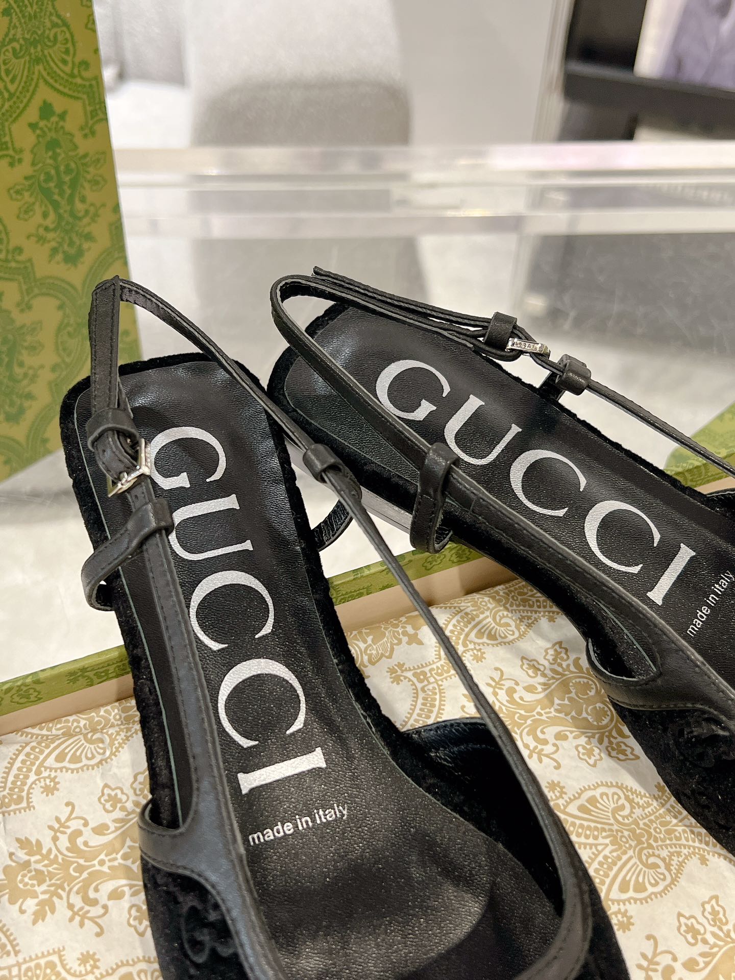 SLINGBACK FLATS IN BLACK VELVET