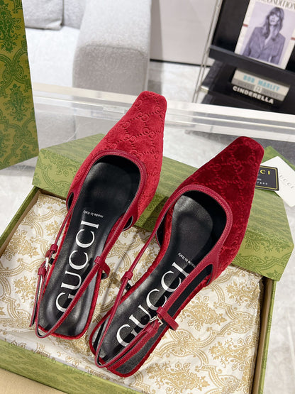 SLINGBACK FLATS IN CHERRY RED VELVET