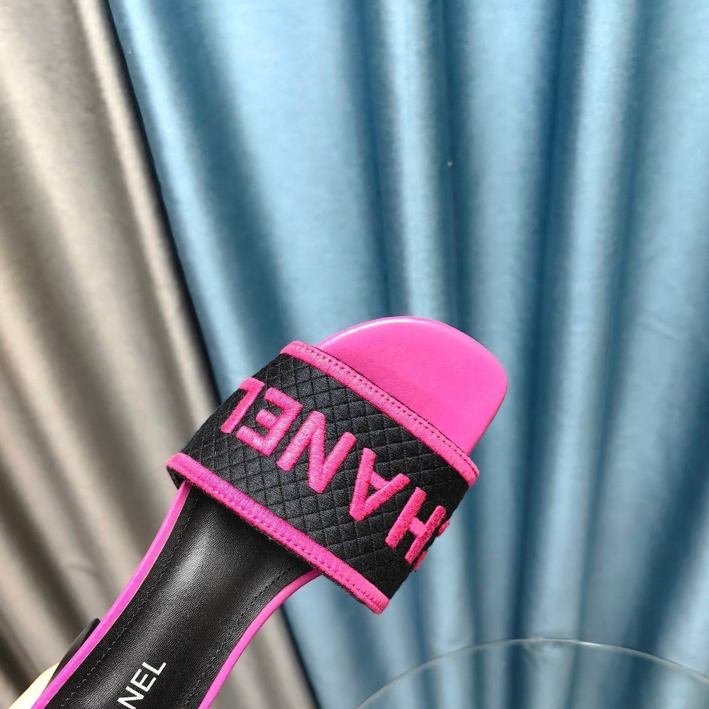 MULE SANDAL 45 BLACK PINK FABRIC EMBROIDERY